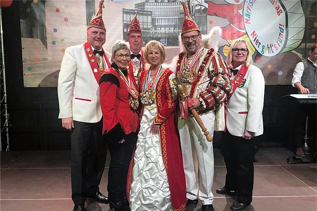 25 Jahre Solebad: Als Barbara Kipp (57) einem Jungen das Leben rettete Bei der Interessengemeinschaft Werner Karneval (IWK, hier auf einem Archivfoto von 2019) will Barbara Kipp (r.) kürzertreten und ihre Posten als Vorsitzende und Pressesprecherin abgeben.