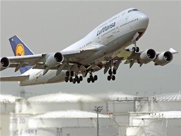 Bei der Lufthansa drohen Streiks.