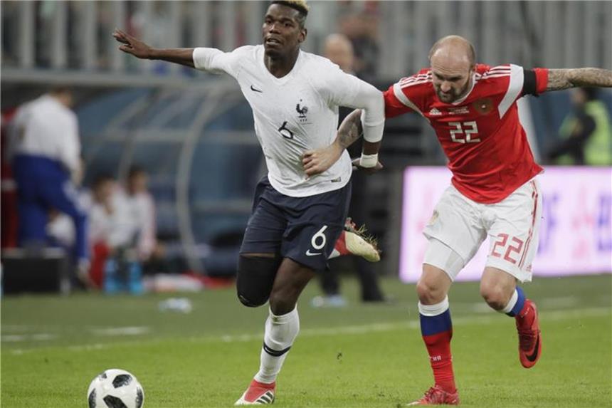 FIFA untersucht Rassismus-Vorwürfe in Russland Bei der Partie waren unter anderen Affenlaute in Richtung Paul Pogba von den Rängen zu hören. Foto: Dmitri Lovetsky