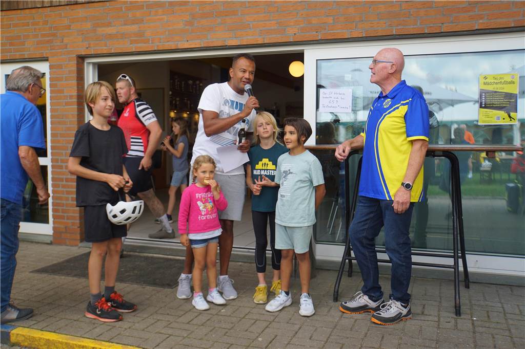 Hunderte Besucher bei der Radtouristikfahrt des SV Herbern dabei Bei der RTF waren auch einige Nachwuchs-Radler dabei.