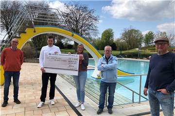 Bei der Sammlung der Sythener Schützen für das Freibad kam eine stolze Summe zusammen.