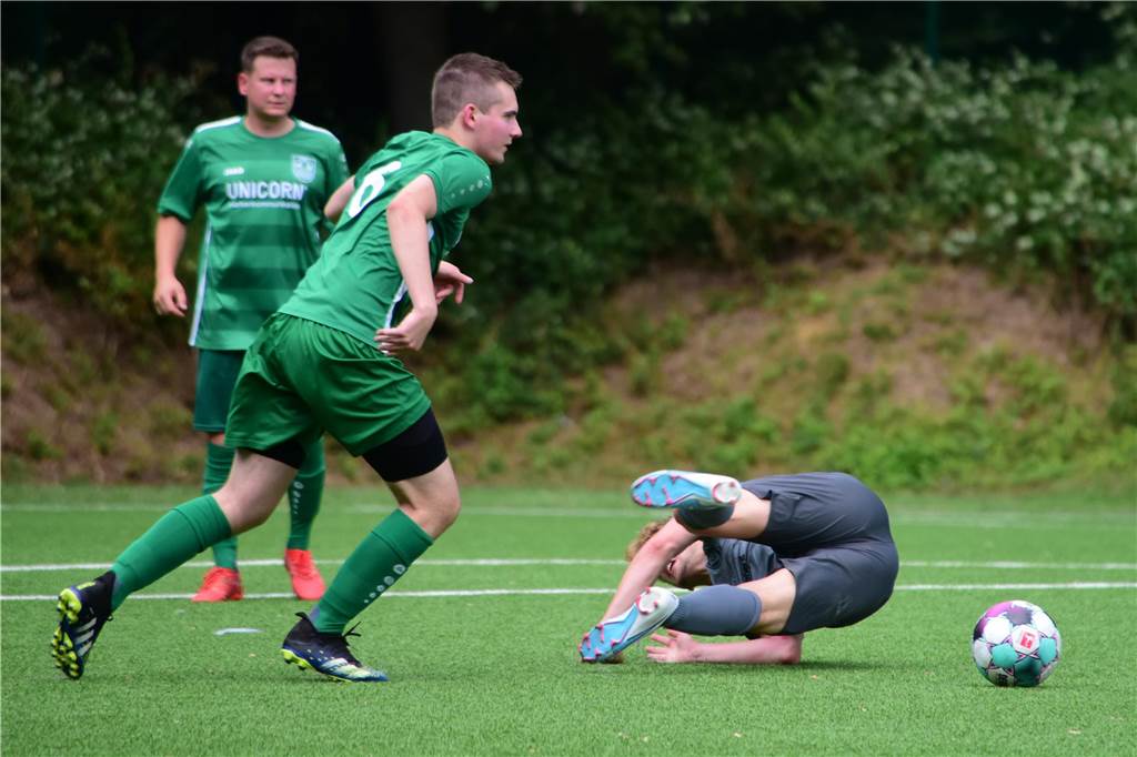 Bei der Stadtmeisterschaft der Reserven zogen am ersten Tag der TuS Haltern, SV Bossendorf, SV Lippramsdorf und Concordia Flaesheim ins Halbfinale ein. Jedes der acht Halterner Teams war am Samstag dreimal im Einsatz.