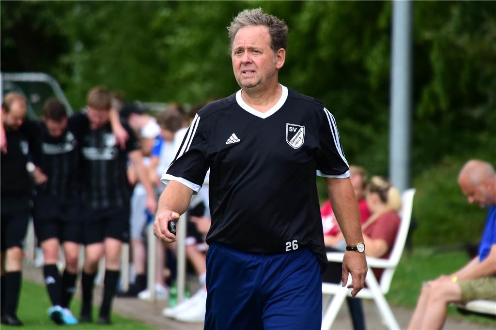 Bei der Stadtmeisterschaft der Reserven zogen am ersten Tag der TuS Haltern, SV Bossendorf, SV Lippramsdorf und Concordia Flaesheim ins Halbfinale ein. Jedes der acht Halterner Teams war am Samstag dreimal im Einsatz.