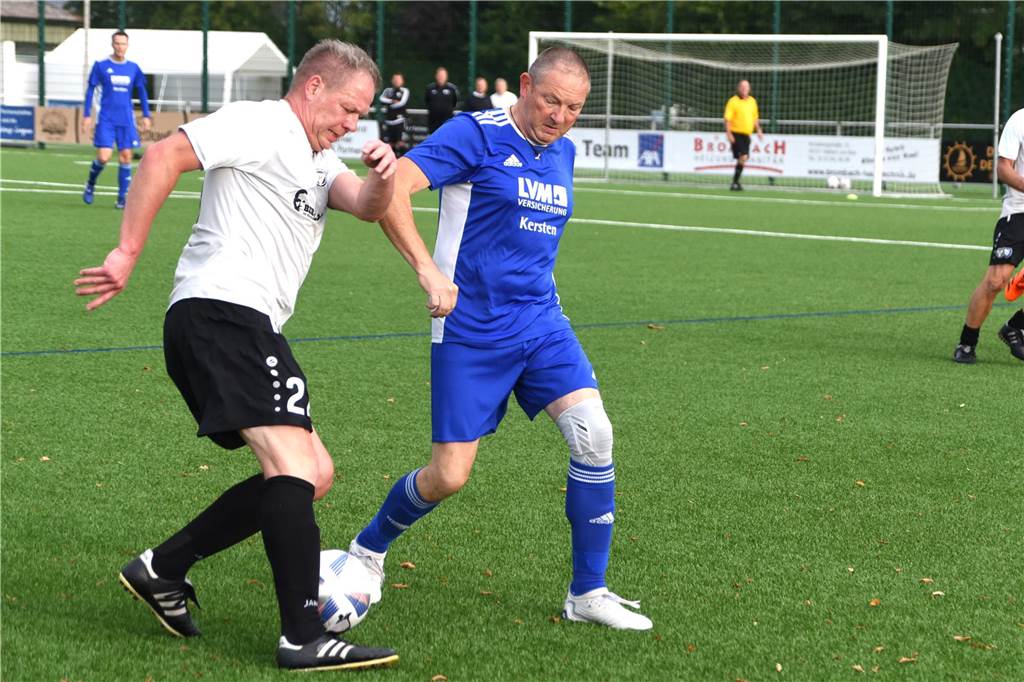 Bei der Ü40-Stadtmeisterschaft hat sich das Team des TuS Haltern im Elfmeterschießen gegen den TuS Sythen durchgesetzt und den Titel geholt.
