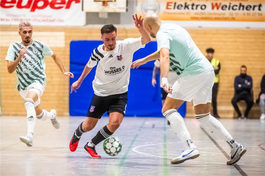 TuS Bövinghausen hat noch keinen Torwart: Kalpakidis gibt Einblicke in den Hallen-Kader Bei der vergangenen Dortmunder Hallenstadtmeisterschaft scheiterte der TuS Bövinghausen in der Zwischenrunde.