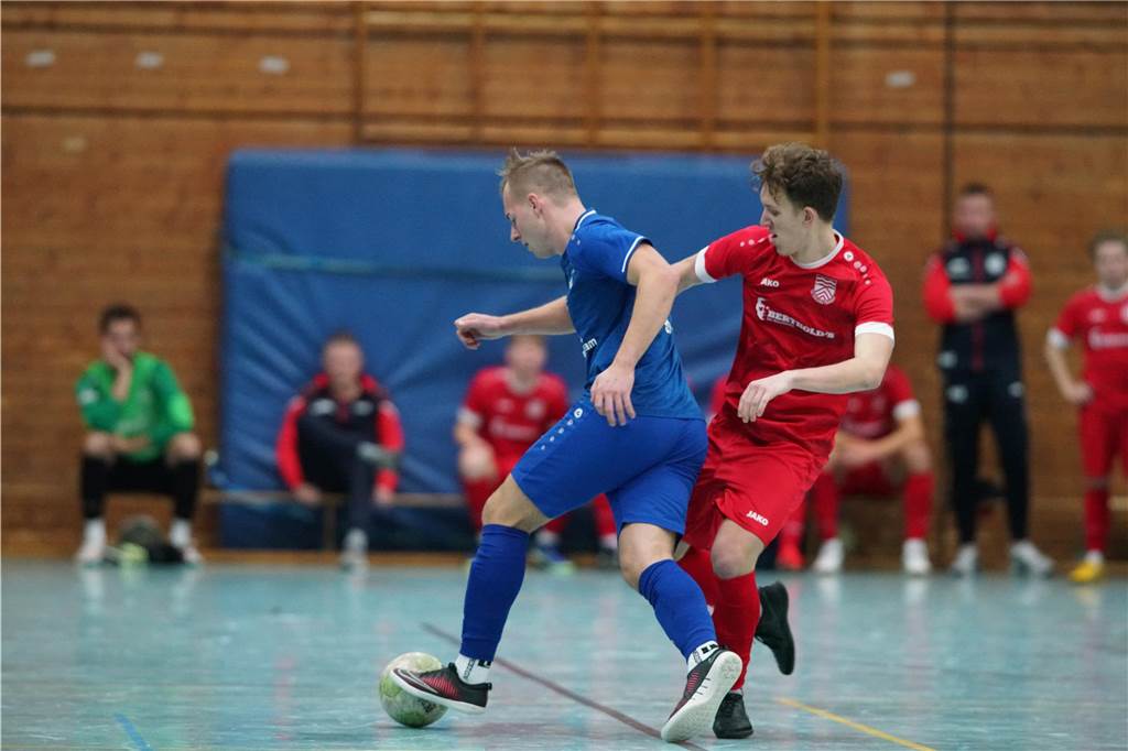„Das hat mich ziemlich genervt“ Bei der vergangenen Hallen-Stadtmeisterschaft musste sich Lukas Wemhoff (l.) bereits nach der Gruppenphase verabschieden.