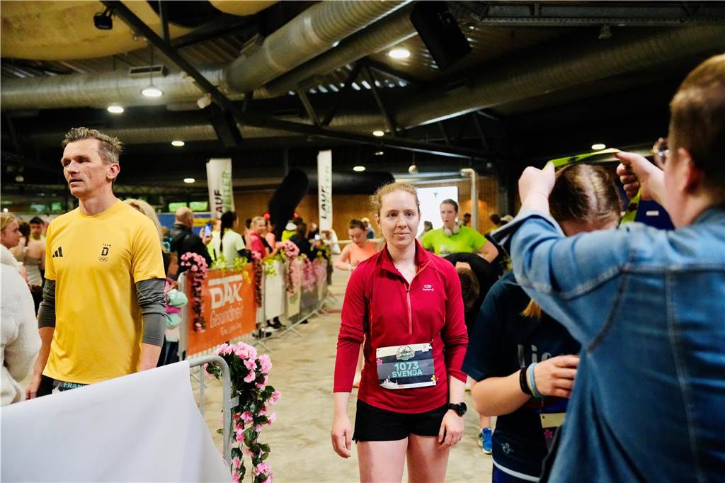 Bei Dortmunder Frühlingslauf im Revierpark Wischlingen waren am Sonntag viele Laufbegeisterte unterwegs.