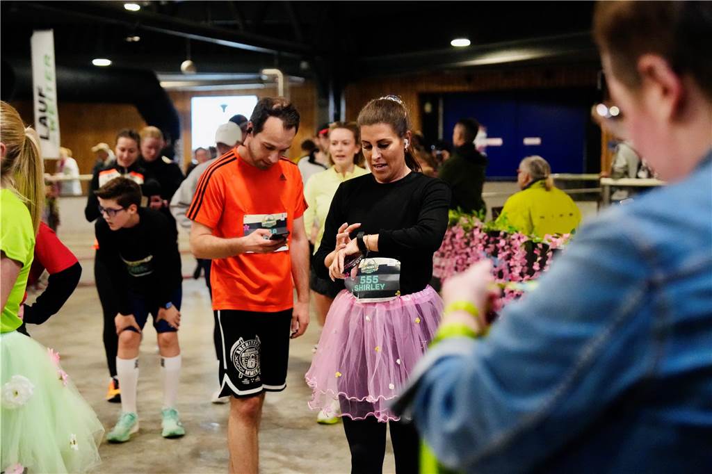 Bei Dortmunder Frühlingslauf im Revierpark Wischlingen waren am Sonntag viele Laufbegeisterte unterwegs.