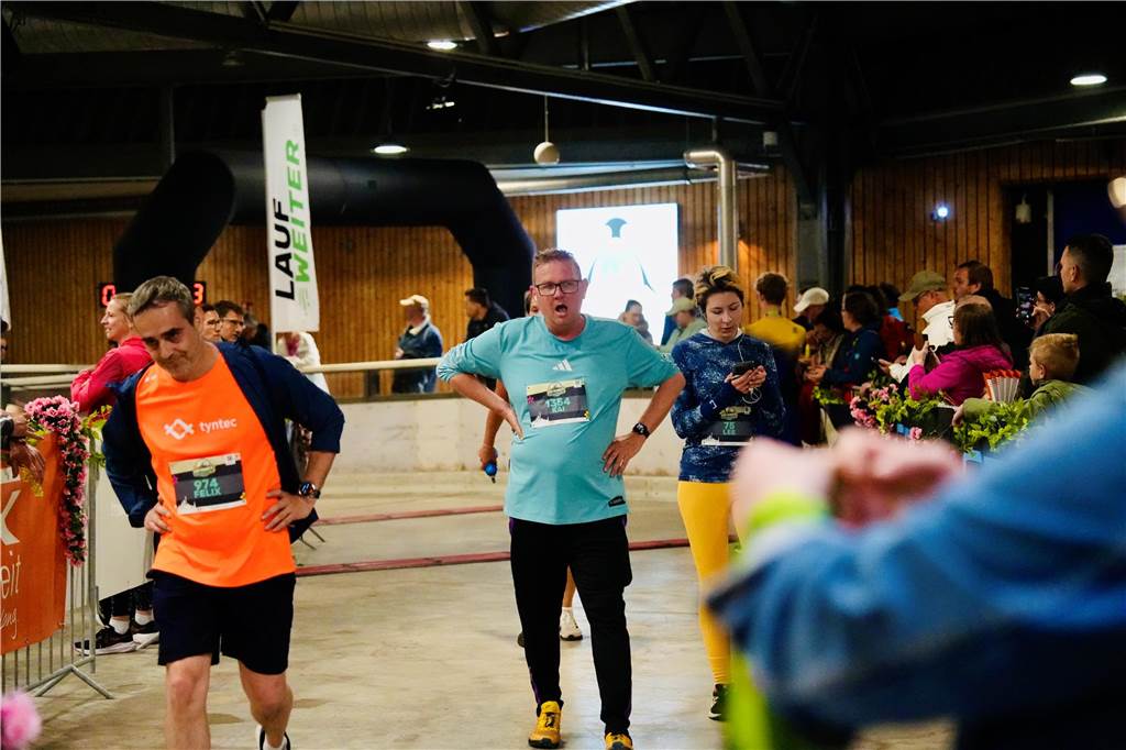 Bei Dortmunder Frühlingslauf im Revierpark Wischlingen waren am Sonntag viele Laufbegeisterte unterwegs.