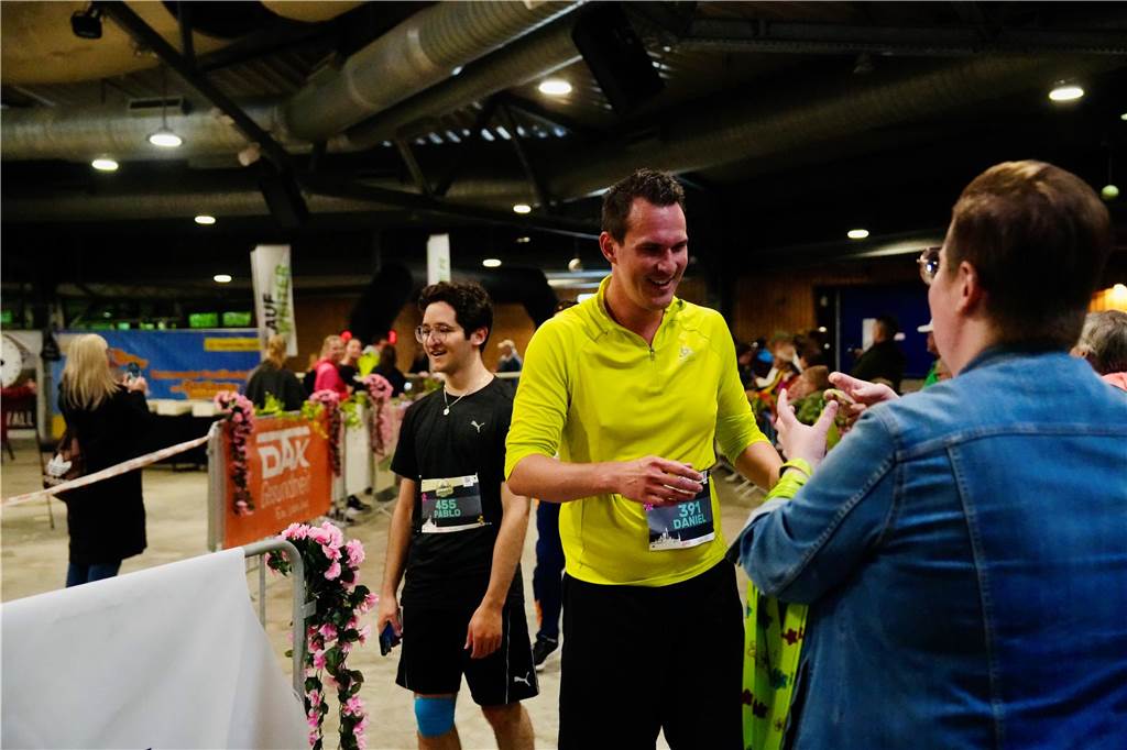 Bei Dortmunder Frühlingslauf im Revierpark Wischlingen waren am Sonntag viele Laufbegeisterte unterwegs.