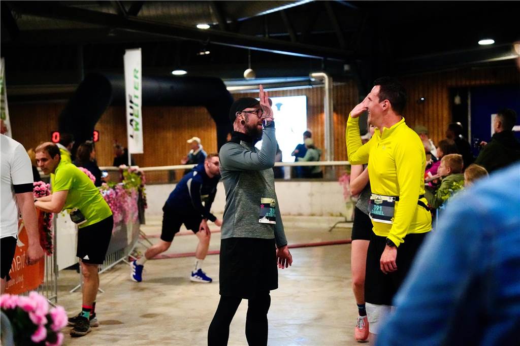 Bei Dortmunder Frühlingslauf im Revierpark Wischlingen waren am Sonntag viele Laufbegeisterte unterwegs.