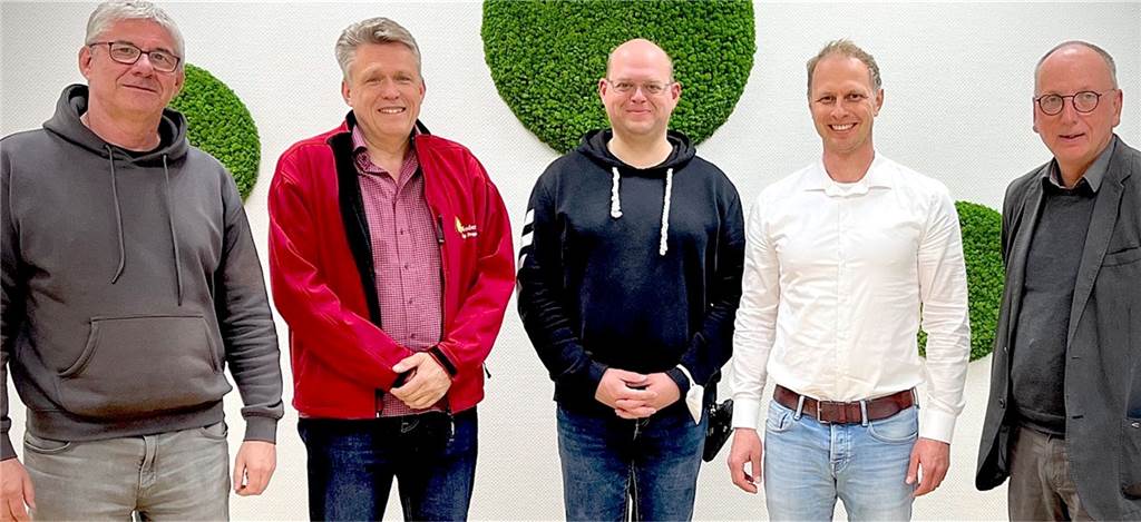 Pannekaukenfest kommt zurück: Mehr Tage, mehr Fläche, mehr Helfer Bei einem Treffen im Technopark vereinbarten der Hanseverein und der Verein „für schwerte“ (ehem. Stadtmarketing-Verein) eine Zusammenarbeit (v.l.): Martin Kolöchter, Jörg Przystow, Michael Kebekus, Jens Ewald und Thomas Buhl.