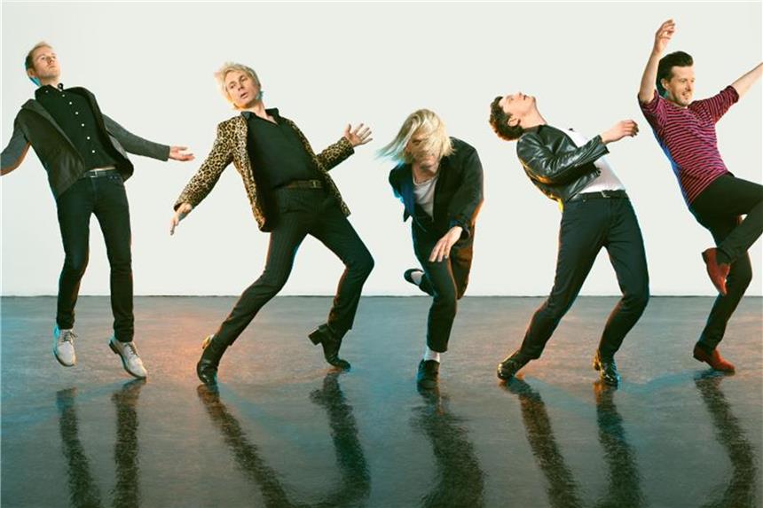 Franz Ferdinand: Wie immer, nur anders Bei Franz Ferdinand ist Schwung drin. Foto: David Edwards