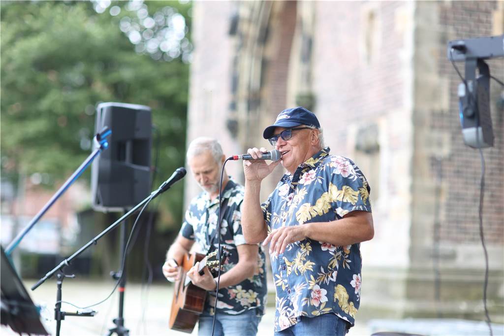 Bei "Selm trifft sich" spielte am Freitag (23. August) die Lüdinghauser Cover-Band "Feeling Alright".