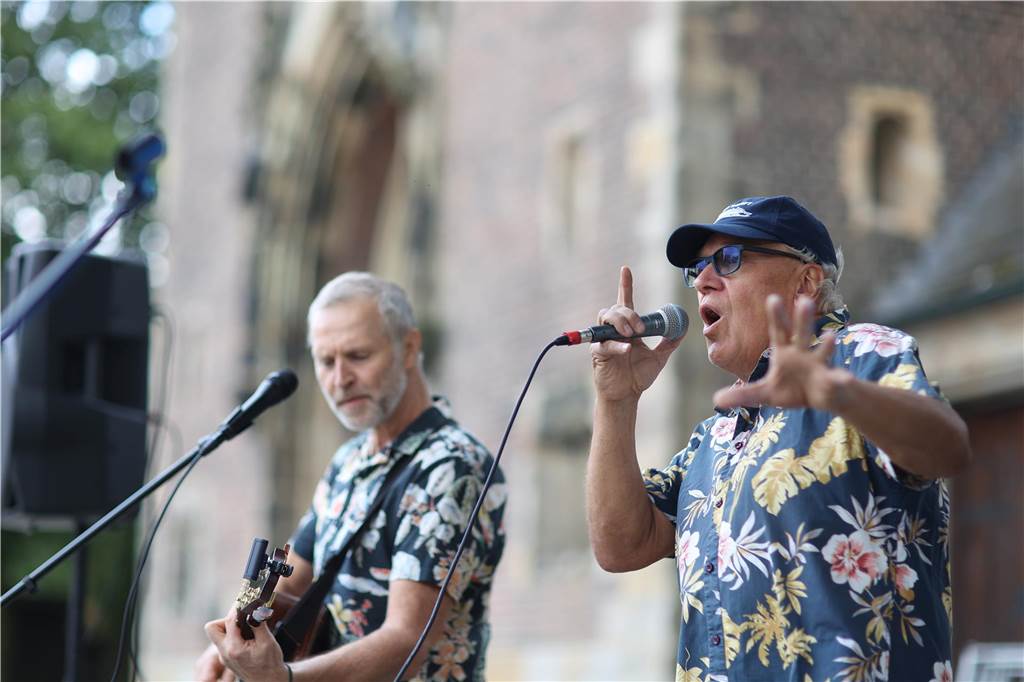 Bei "Selm trifft sich" spielte am Freitag (23. August) die Lüdinghauser Cover-Band "Feeling Alright".