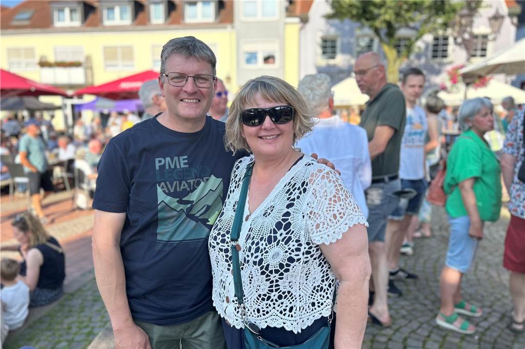 Bei traumhaftem Sommerwetter kamen hunderte Halterner zur Juli-Ausgabe des Feierabendmarktes in die Innenstadt.