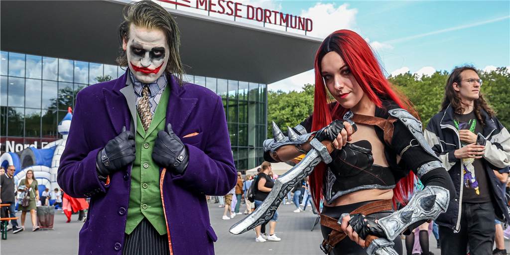 Viele Fotos: Fans strömen zu „Stranger Things“-Star und Serienhelden in Dortmund Bei vielen Besuchern der German Comic Con in Dortmund durfte eine ausgefallene Verkleidung nicht fehlen.