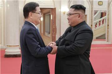Beide koreanischen Staaten treiben ihre Annäherung voran. Foto: South Korea Presidential Blue House / AP via Yonhap