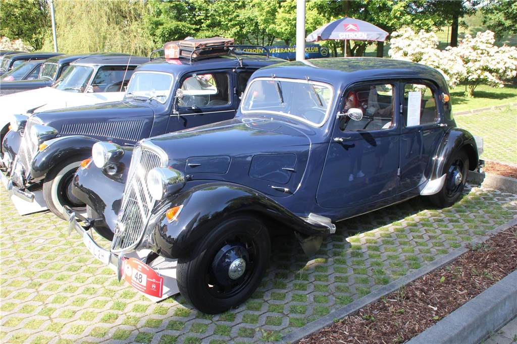 Beim 45. Deutschlandtreffen des Citroën Veteranen Clubs konnten am Himmelfahrtswochenende auf dem Parkplatz des Lüner Ringhotels eine Vielzahl an alten und legendären französischen Automodellen bewundert werden.