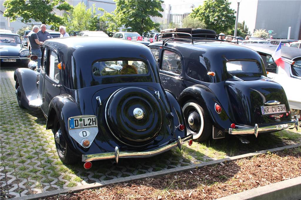 Beim 45. Deutschlandtreffen des Citroën Veteranen Clubs konnten am Himmelfahrtswochenende auf dem Parkplatz des Lüner Ringhotels eine Vielzahl an alten und legendären französischen Automodellen bewundert werden.