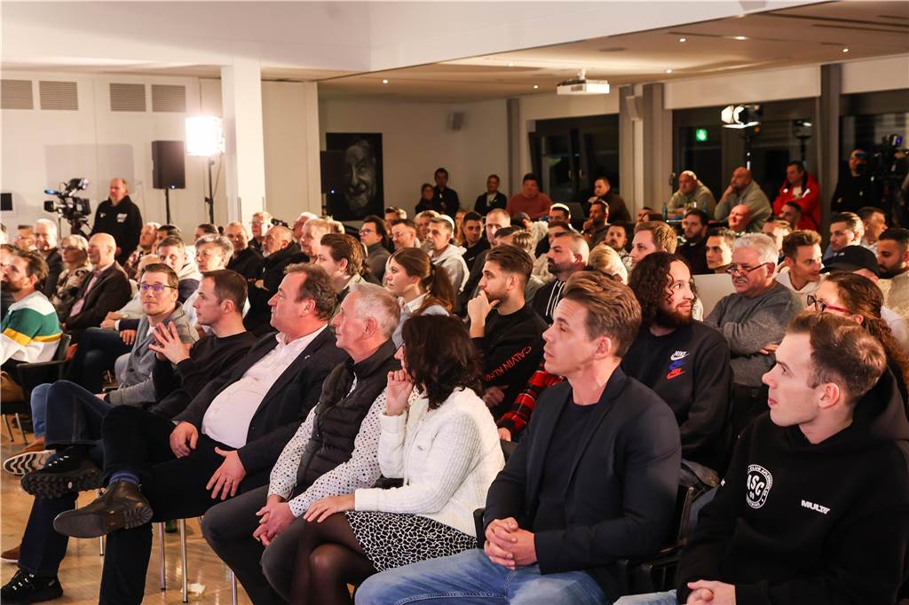Beim Abend der Sieger zur Dortmunder Hallenstadtmeisterschaft war eine Menge los.