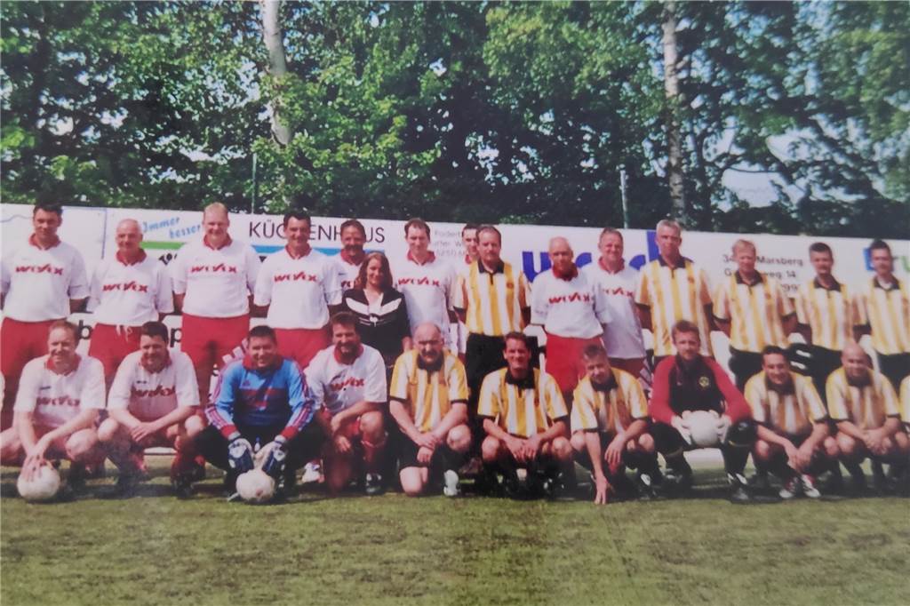 Ältester Fußballer Dortmunds: 82-Jähriger spielte einst mit Watzke und gegen Adi Preißler Beim Abschiedsspiel von Berthold Goreth in Erlinghausen reisten die Alten Herren von Borussia Dortmund an.