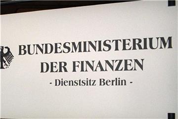 Beim Bund stieg der Überschuss besonders stark von 5 Milliarden auf 30,6 Milliarden Euro. Foto: Bernd Settnik
