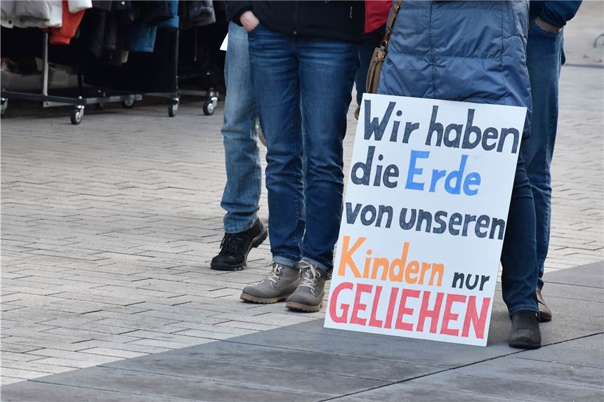 Fahrradwege und grüne Schulen: „Café Future“ fordert mehr Klimaschutz Beim Café Future diskutierten die Teilnehmer einmal mehr über das Thema Klimaschutz.
