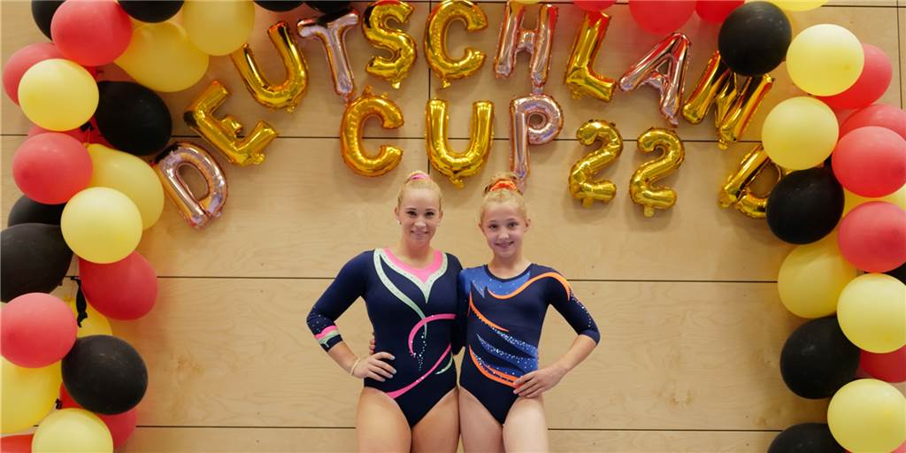 Beim Deutschland-Cup ragt eine Turnerin des TuS Wüllen heraus Beim Deutschland-Cup überzeugten Katharina Schalk (l.) und Nele Schulke.
