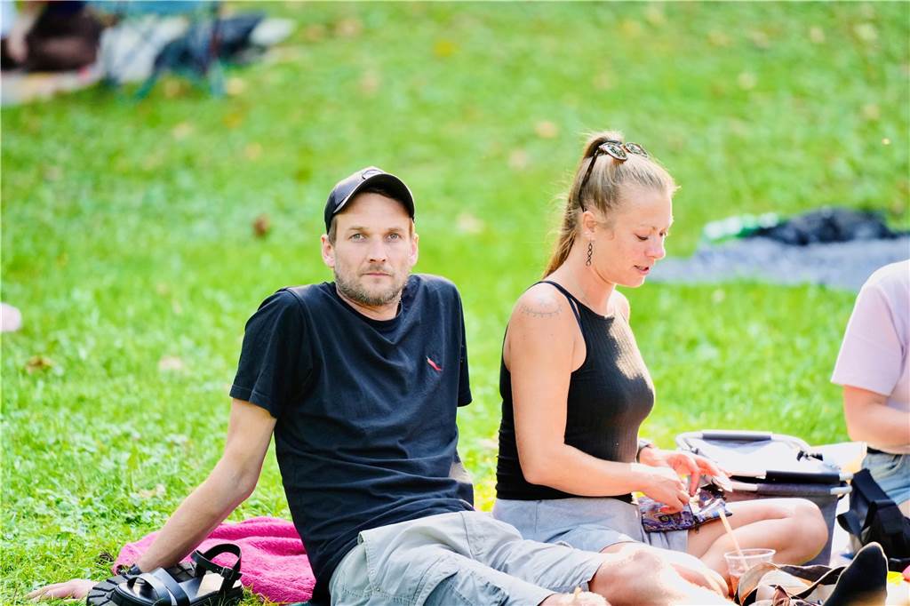 Beim DJ Picknick im Westpark hatten die Besucher bei strahlendem Sonnenschein viel Spaß.