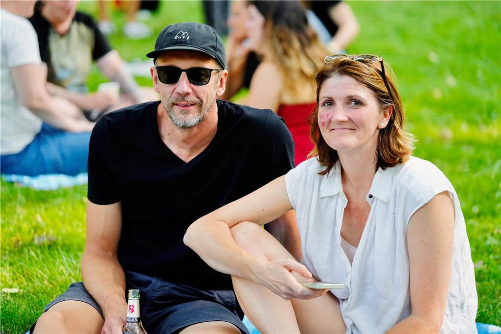 Beim DJ Picknick im Westpark hatten die Besucher bei strahlendem Sonnenschein viel Spaß.