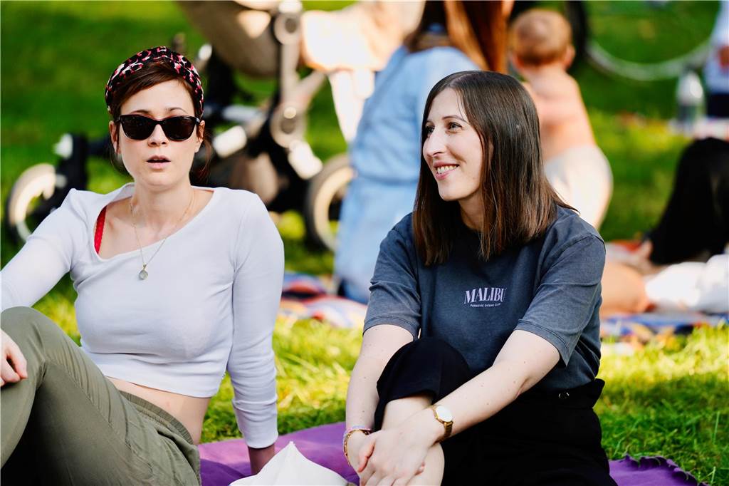 Beim DJ Picknick im Westpark hatten die Besucher bei strahlendem Sonnenschein viel Spaß.