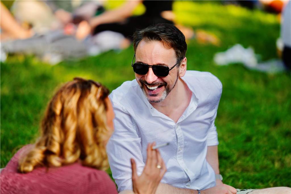 Beim DJ Picknick im Westpark hatten die Besucher bei strahlendem Sonnenschein viel Spaß.