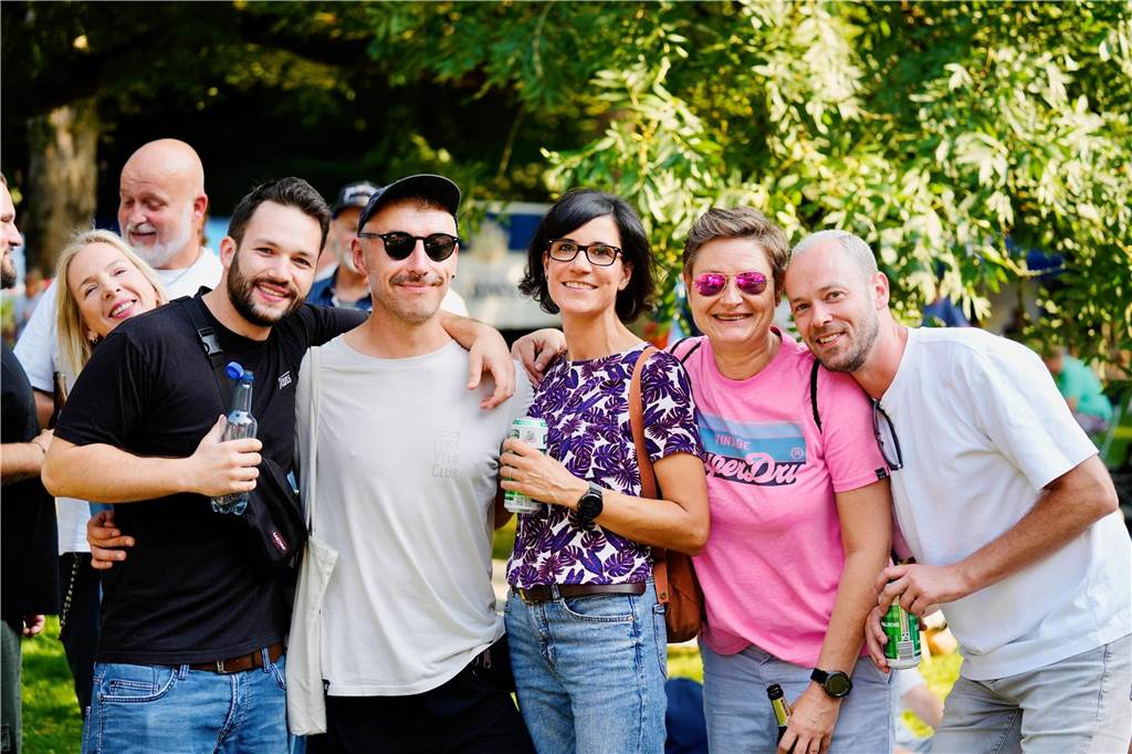 Beim DJ Picknick im Westpark hatten die Besucher bei strahlendem Sonnenschein viel Spaß.