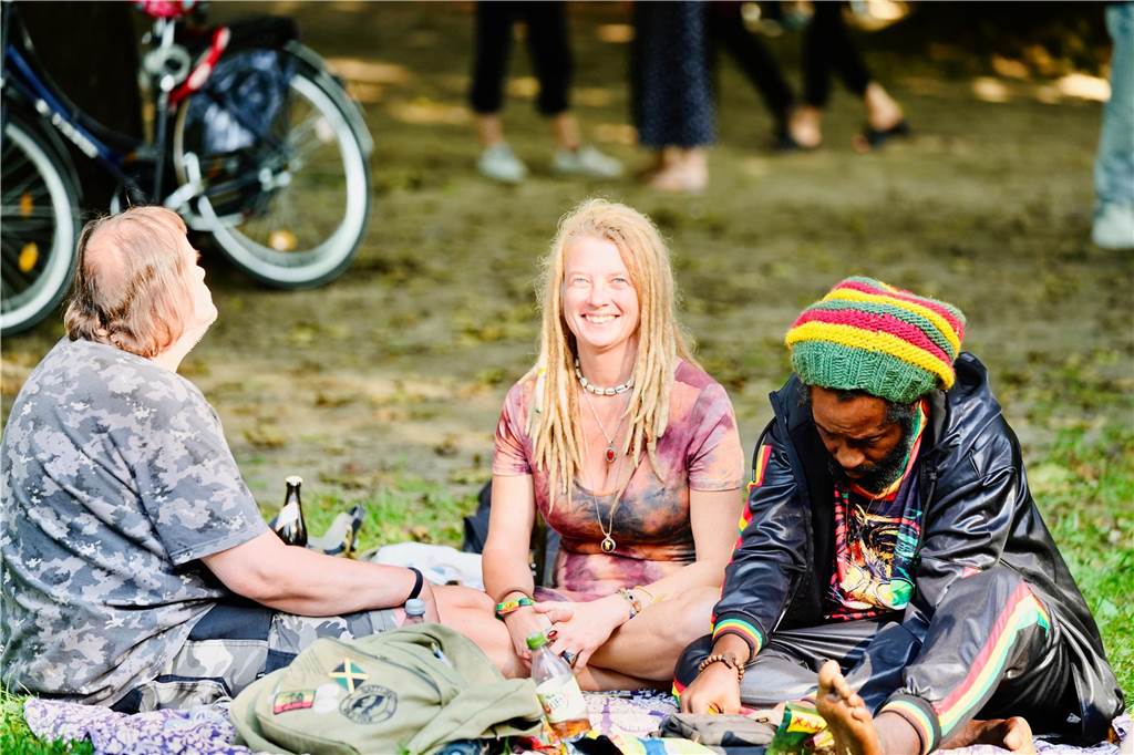 Beim DJ Picknick im Westpark hatten die Besucher bei strahlendem Sonnenschein viel Spaß.