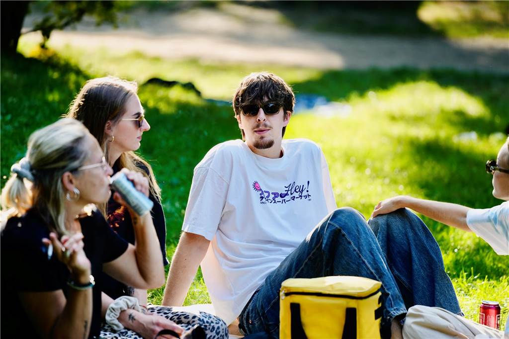 Beim DJ Picknick im Westpark hatten die Besucher bei strahlendem Sonnenschein viel Spaß.