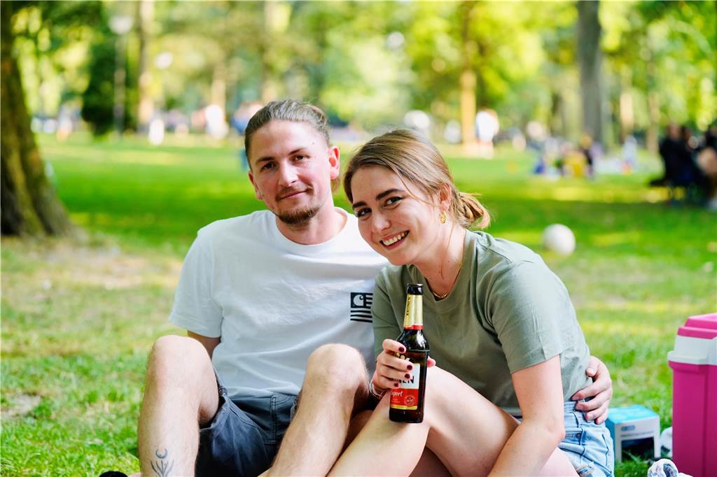 Beim DJ Picknick im Westpark hatten die Besucher bei strahlendem Sonnenschein viel Spaß.