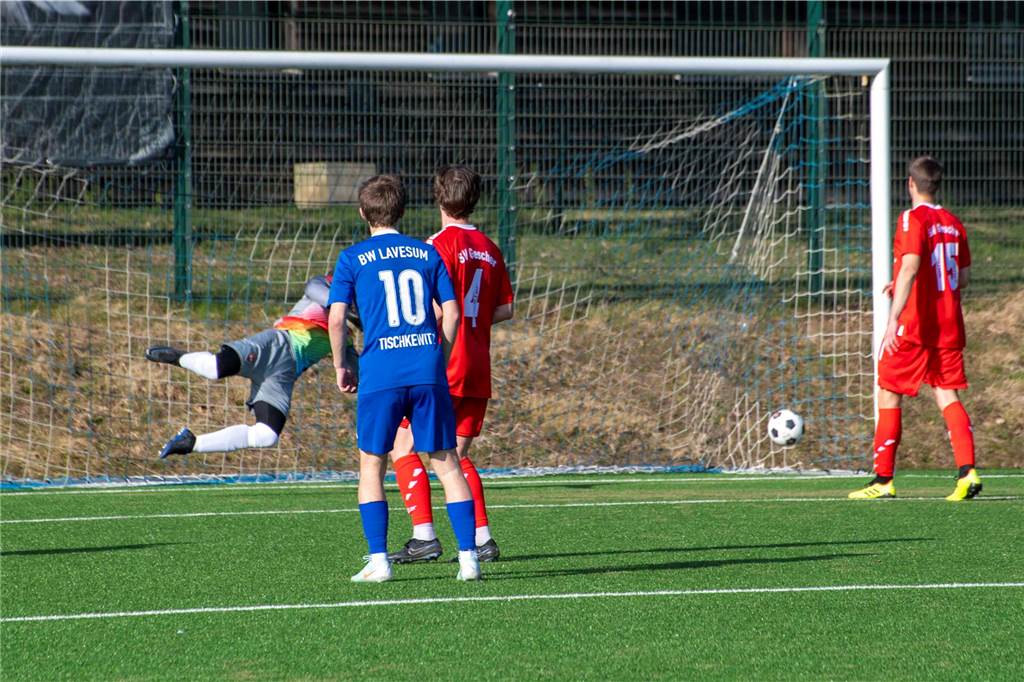 Beim ersten Ligaspiel des Jahres brach B-Ligist BW Lavesum in Hälfte zwei ziemlich ein und kassierte eine 1:7-Klatsche gegen den SV Gescher III.
