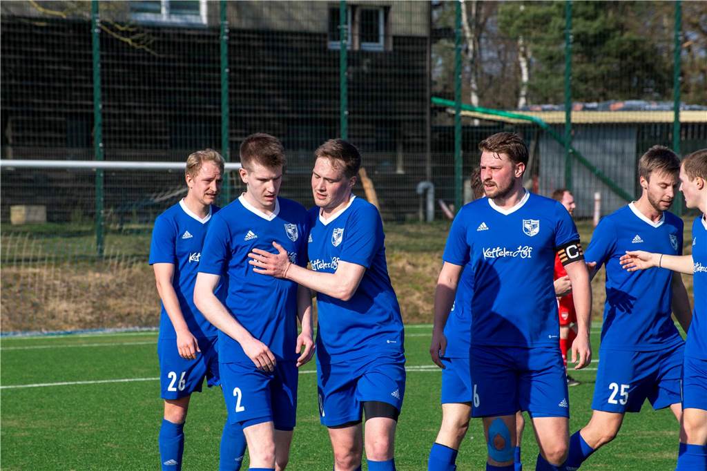 Beim ersten Ligaspiel des Jahres brach B-Ligist BW Lavesum in Hälfte zwei ziemlich ein und kassierte eine 1:7-Klatsche gegen den SV Gescher III.