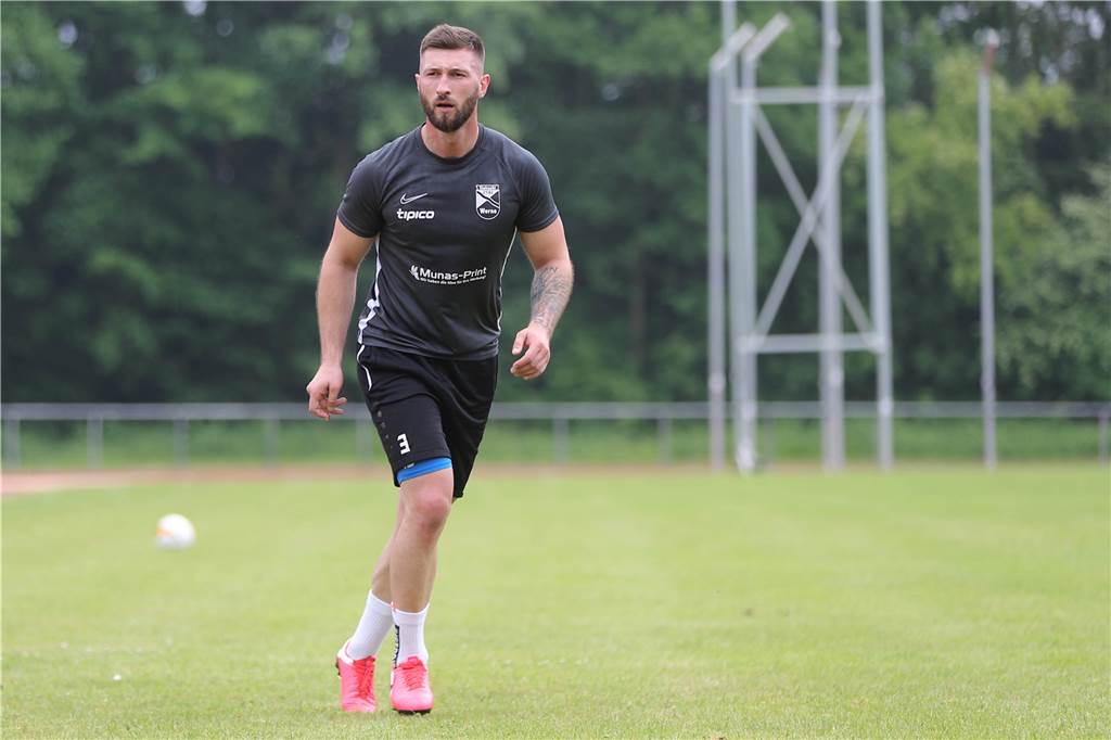 IG Bönen schnappt sich überraschend Leistungsträger von Eintracht Werne Beim ersten Training von Eintracht Werne nach dem Lockdown war Damir Kurtovic noch dabei gewesen.