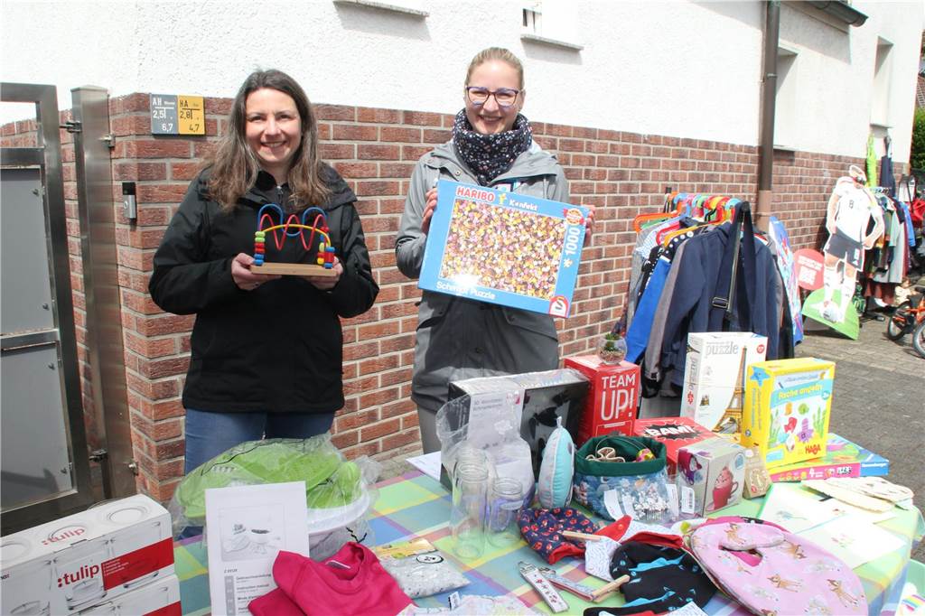 Beim erstmals ausgerichteten Quartiersflohmarkt in Lünen-Süd gab es am Sonntag (4. Mai) eine Vielzahl an Angeboten und stets faire Preise.