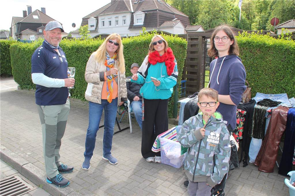 Beim erstmals ausgerichteten Quartiersflohmarkt in Lünen-Süd gab es am Sonntag (4. Mai) eine Vielzahl an Angeboten und stets faire Preise.
