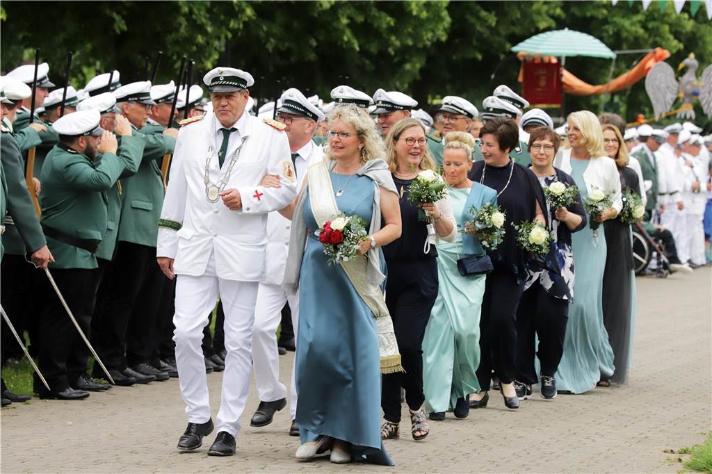 Fünf Jahre Schützenkönig: „Grandiose Zeit“ für Christoph und Martina Beim großen Gemeindeschützenfest 2022 repräsentierten Christoph II. und Martina die Bürgerschützen als Königspaar.