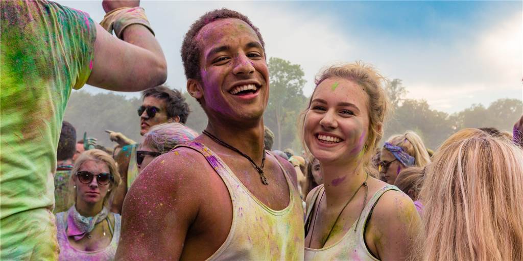 Holi-Festival, Brettspiele, DJ-Picknicks: Das geht am Wochenende in Dortmund Beim Holi-Festival wird es am Wochenende in Dortmund wieder bunt.