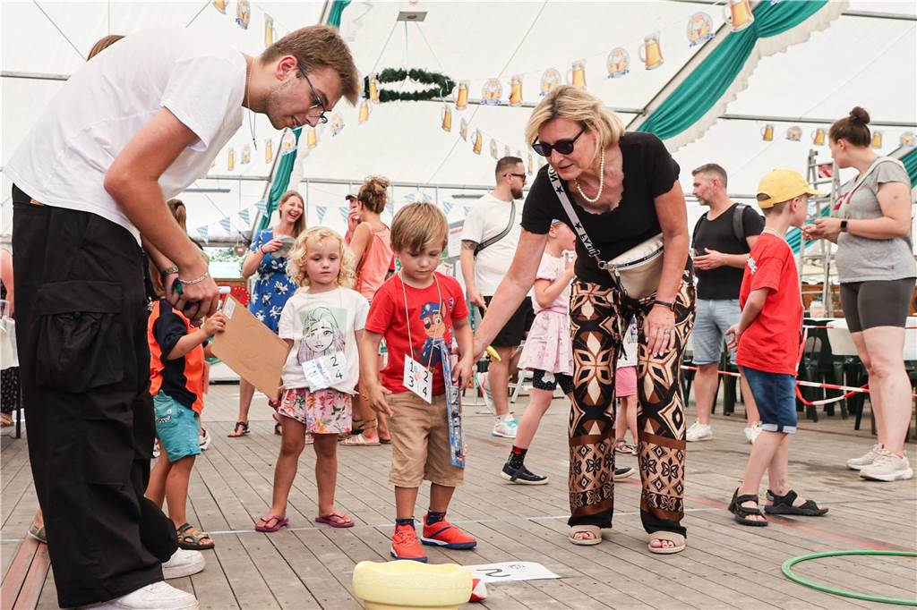 Beim Kindernachmittag am Samstag rückte das Husener Dorffest die Jüngsten des Stadtteils in den Fokus.