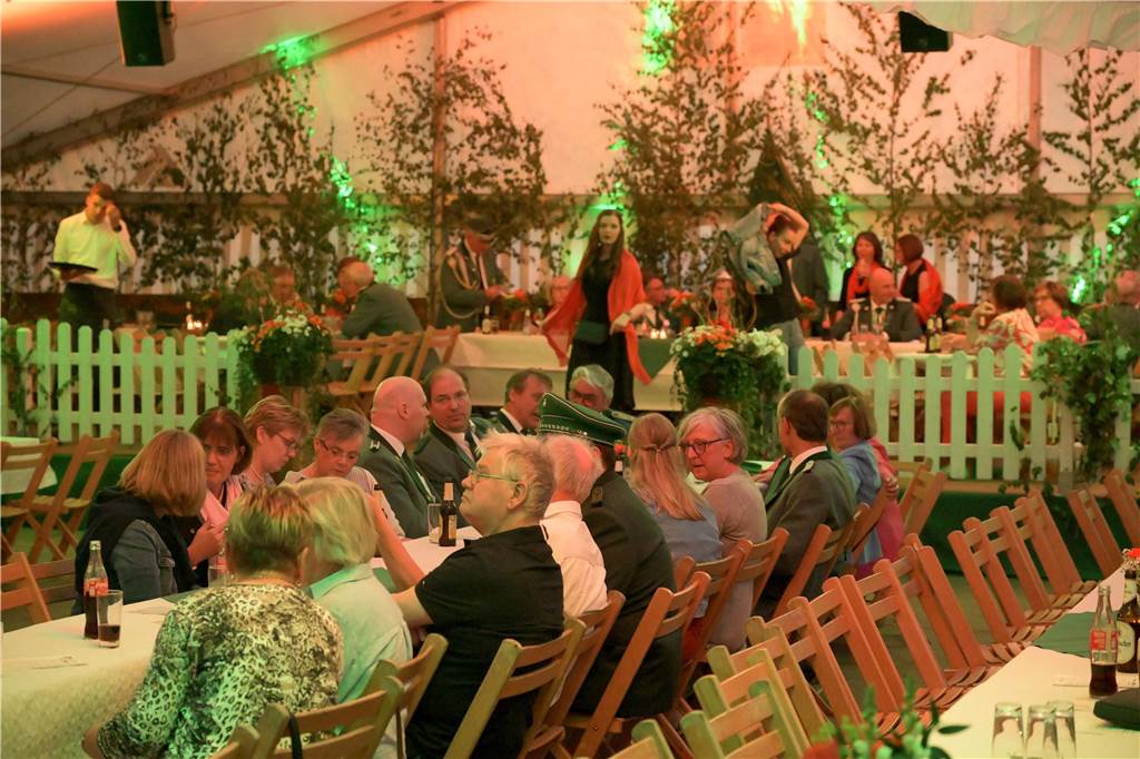 Beim Königsball des Schützenvereins Ondrup-Westerfelde am Samstagabend (18. Mai) war einiges los.