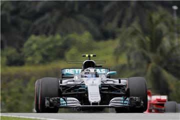 Beim Mercedes vom Finnen Valtteri Bottas wurde regelwidrig das Getriebe getauscht. Foto: Vincent Thian