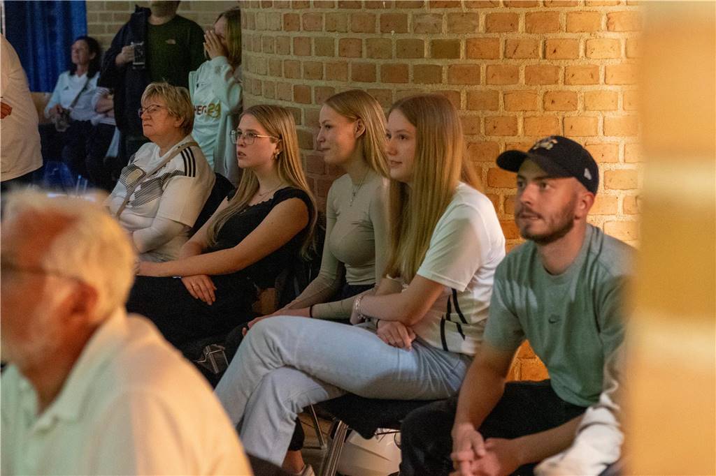 Beim Public Viewing in Selm hofften die Fußball-Fans auf einen Sieg der deutschen Mannschaft.