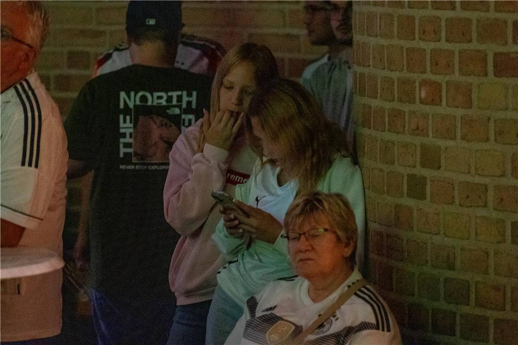 Beim Public Viewing in Selm hofften die Fußball-Fans auf einen Sieg der deutschen Mannschaft.