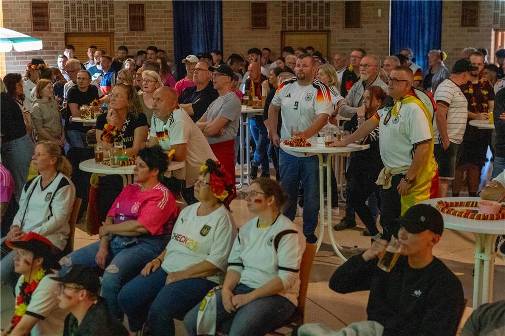 Beim Public Viewing in Selm hofften die Fußball-Fans auf einen Sieg der deutschen Mannschaft.